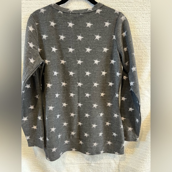 Gray Star Pattern Women's Jersey Top - Picture 4 of 6